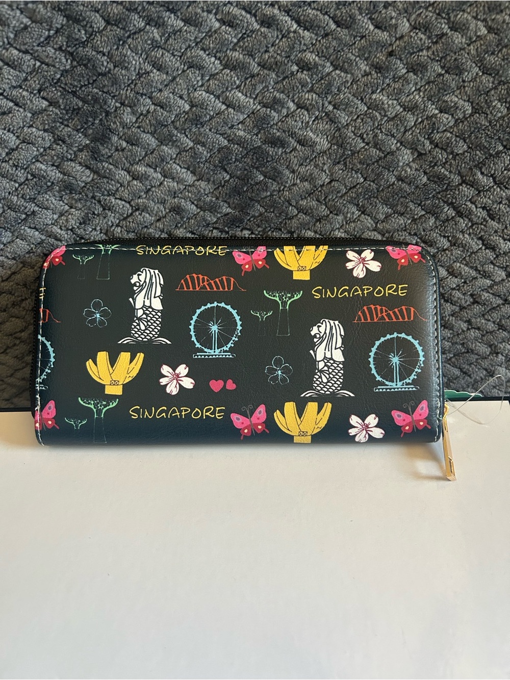 Dark Blue Singapore Motif Zip-Around Wallet